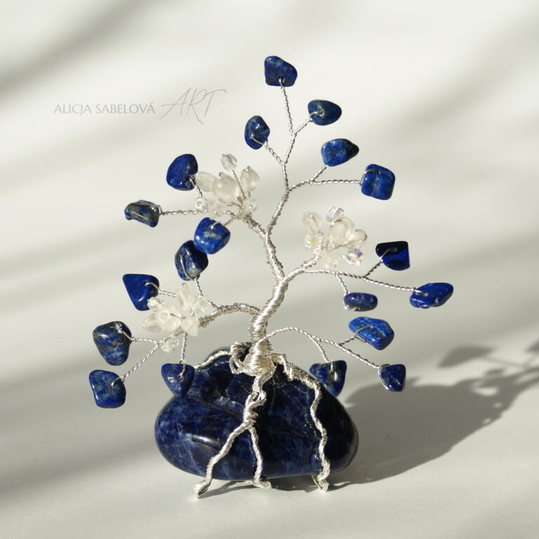 Strom z minerálů - Lapis Lazuli na Sodalitu