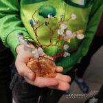 Workshop Alicja Sabelová ART - tvorba stromů z minerálů
