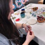 Workshop Alicja Sabelová ART - tvorba stromů z minerálů