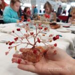 Workshop Alicja Sabelová ART - tvorba stromů z minerálů